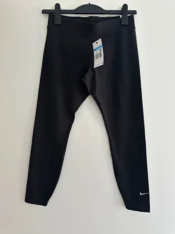 Leggings Nike longueur 7/8 neuf avec étiquette, taille M