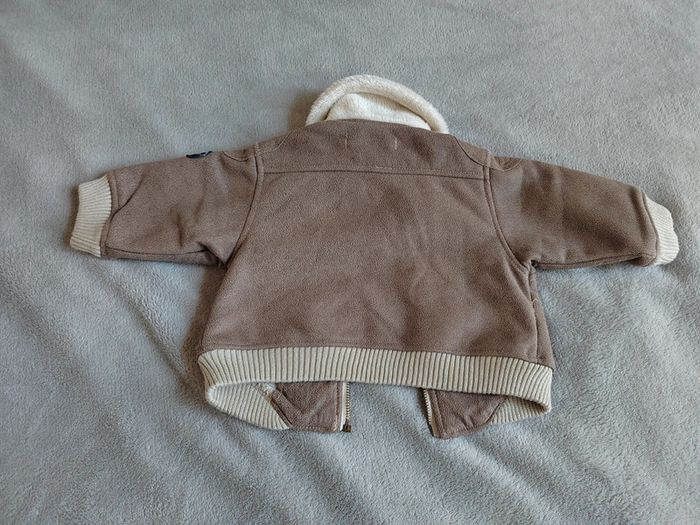 Manteau 3 mois - photo numéro 2