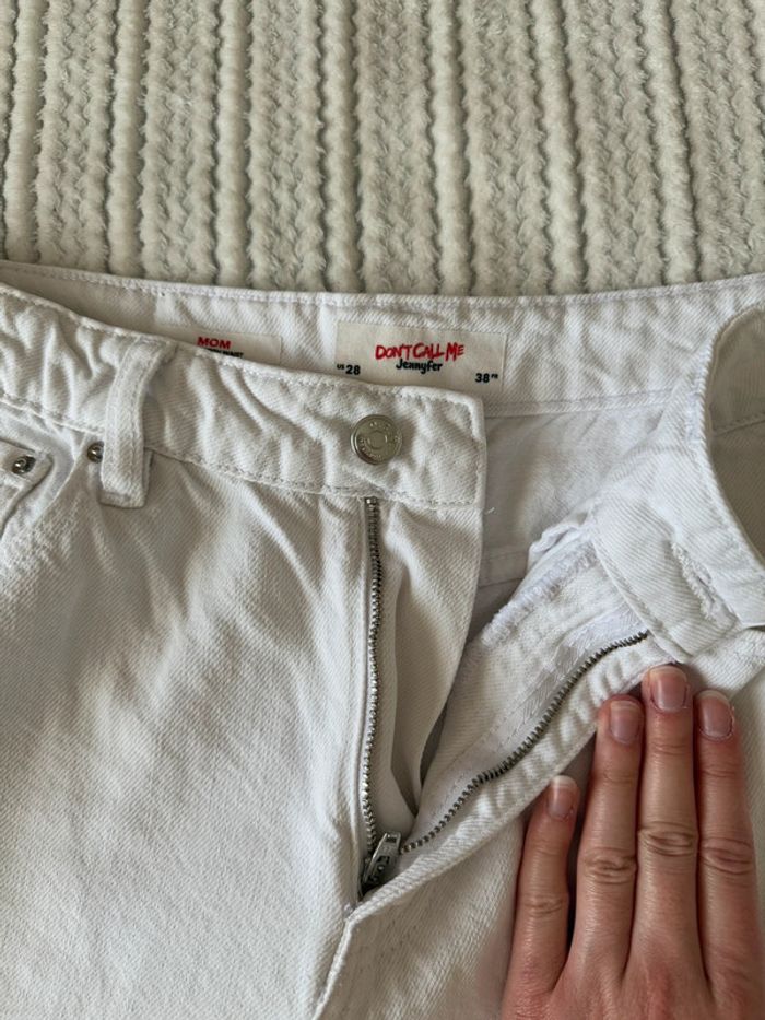 Magnifique short blanc / Taille 38 - photo numéro 3