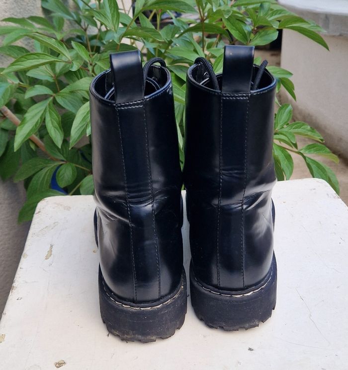 BOTTES - photo numéro 3