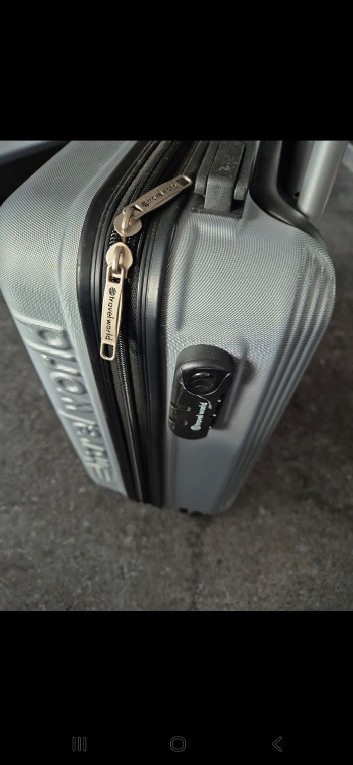 Petite valise cabine - photo numéro 4