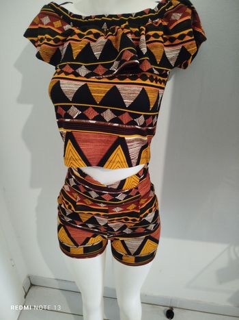 #kytieSfemme. Ensemble top taille M et short taille S 