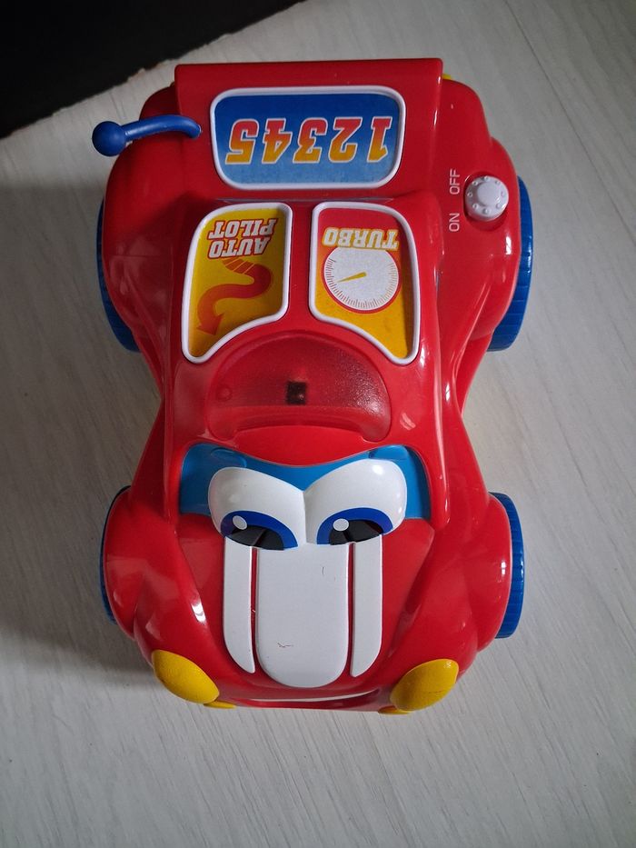 Voiture radiocommandé. Speed le bolide - photo numéro 2