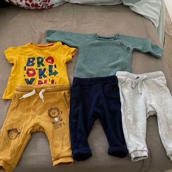 Lot bébé 6 mois