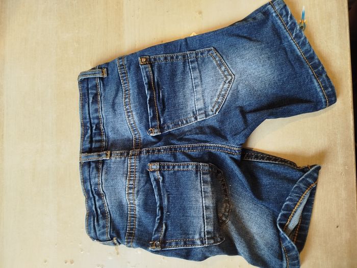 Short jean 3 ans - photo numéro 2