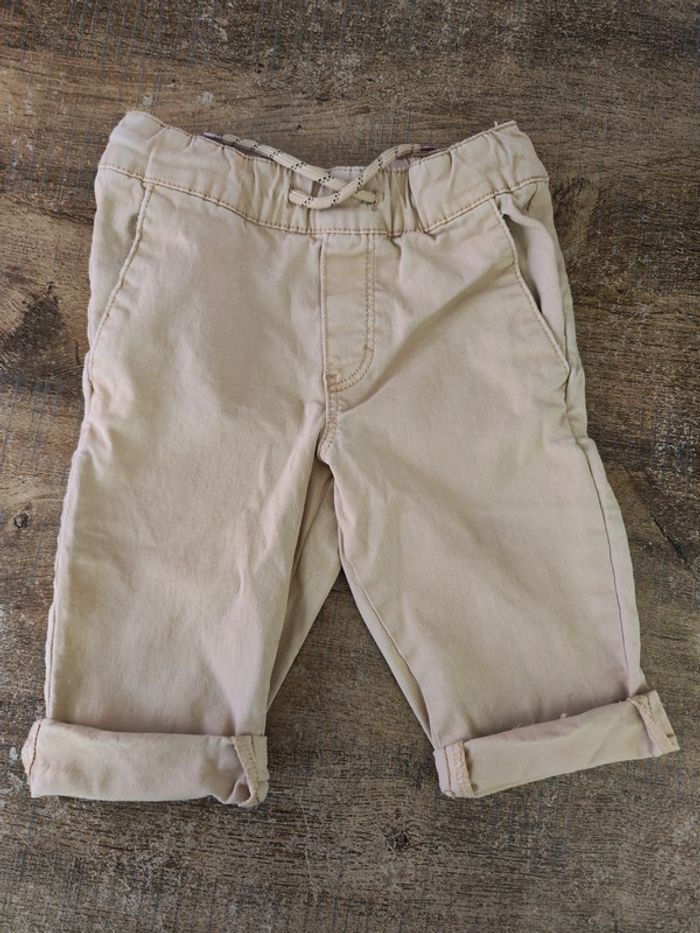 Bermuda tape à l'oeil