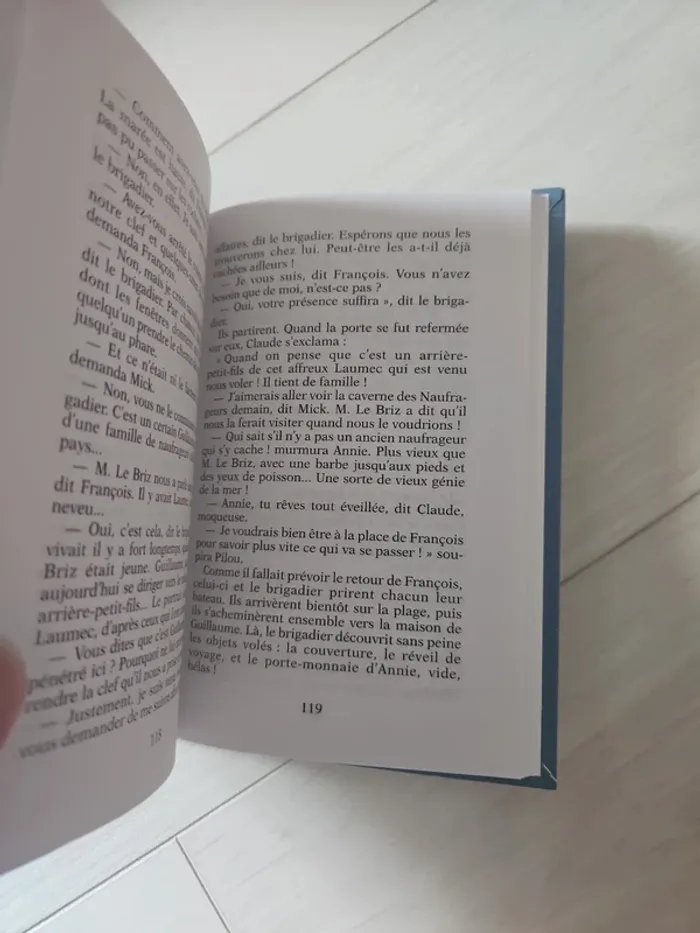 Livre Le Club des Cinq - photo numéro 3