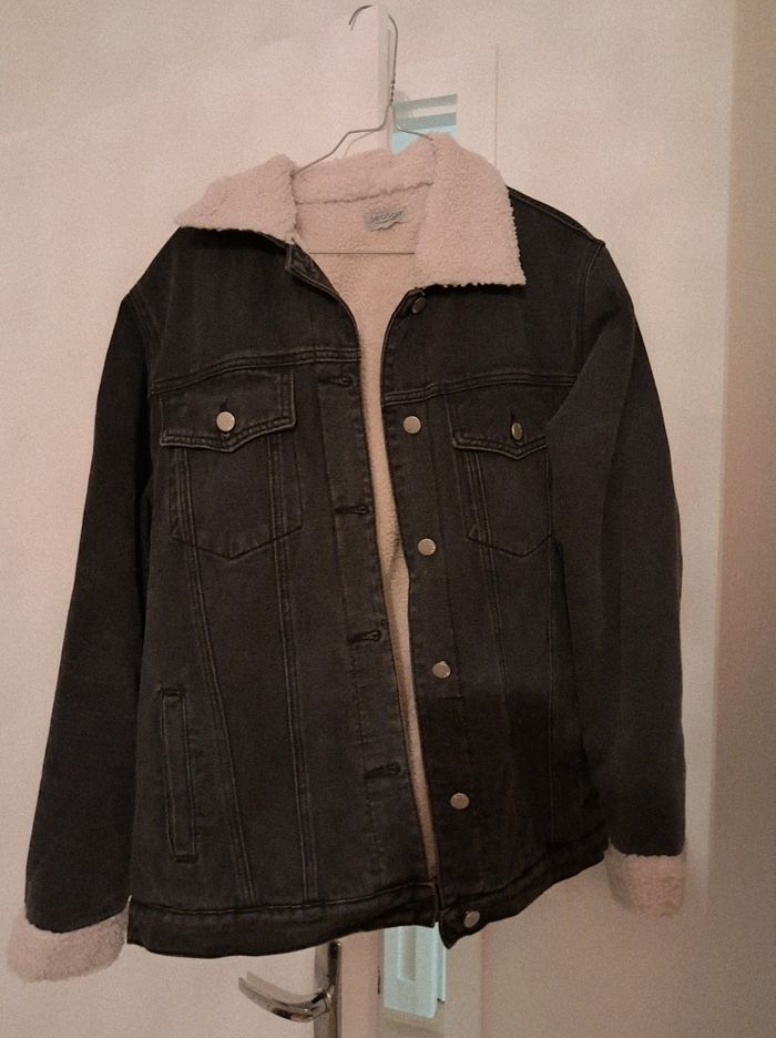 Veste en jeans noire, molletonnée à l'intérieur,  taille unique - photo numéro 2