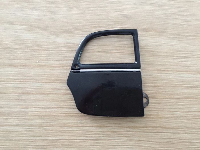 Porte arrière droite pièce détachée miniature 1/18 Citroën 15cv traction 1952 Maisto #A40