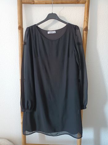 Jolie robe noire taille 36