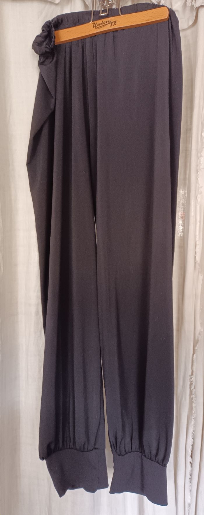 Pantalon - photo numéro 1