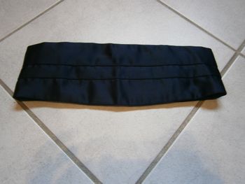 Sur-ceinture de costume réglable par scratch bleu marine