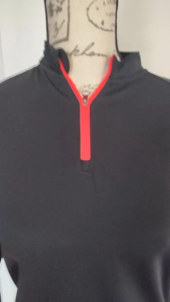 NIKE DRI FIT TAILLE L ENFANT - photo numéro 10