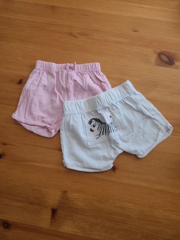 2 short 3 mois