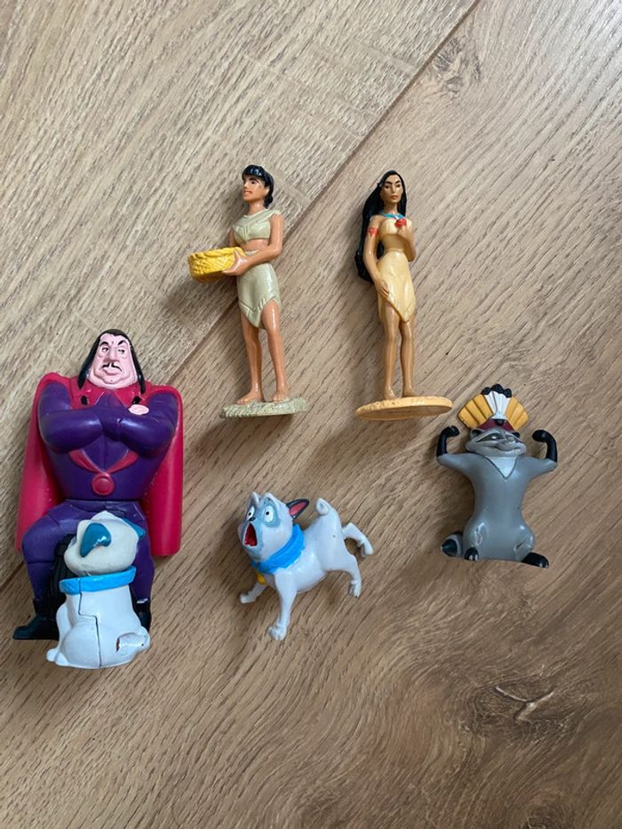 Lot de 5 figurines pocahontas Disney