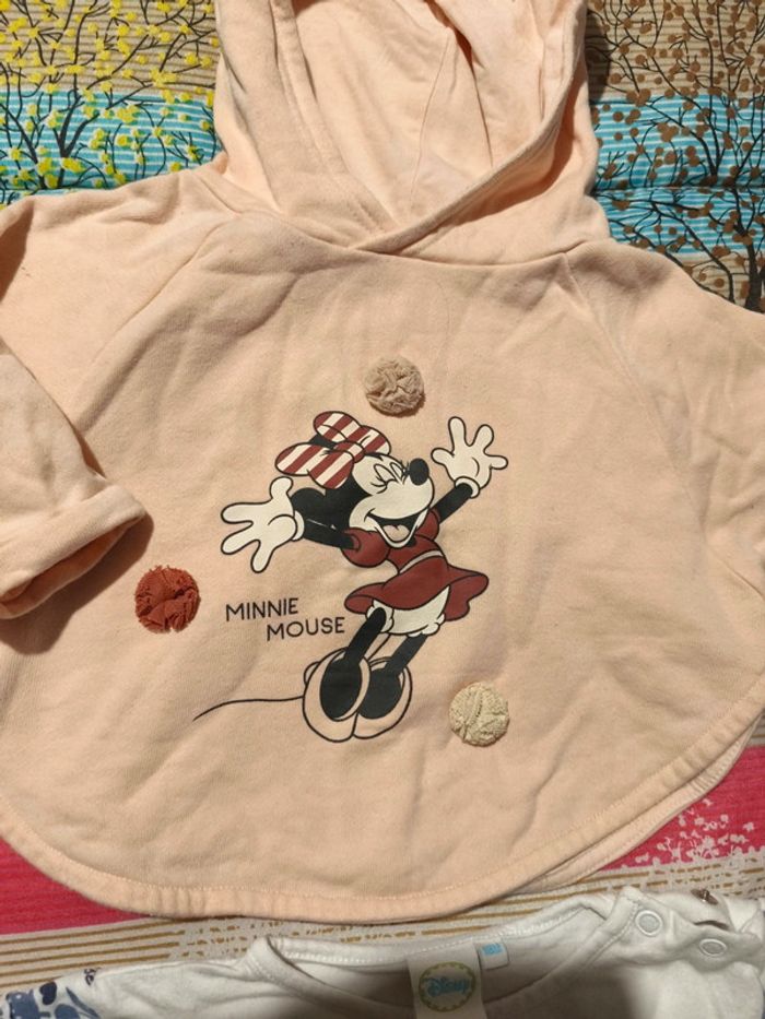 Lot sweat+ tee shirt Disney Minnie 18 mois - photo numéro 4