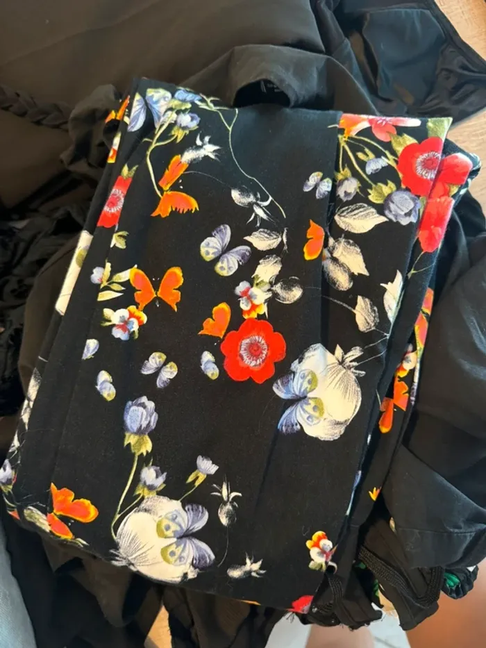 Pantalon à fleurs - photo numéro 2