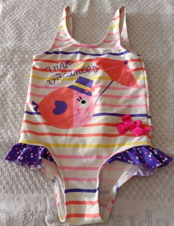 Maillot de bain taille 24 mois