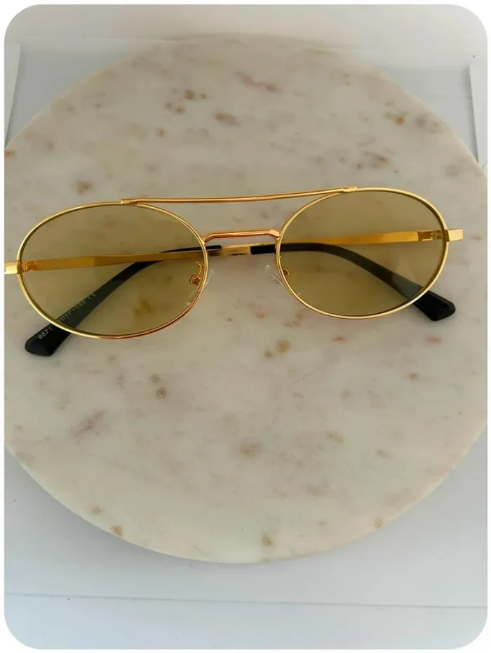 Lunettes de soleil vintage - photo numéro 4