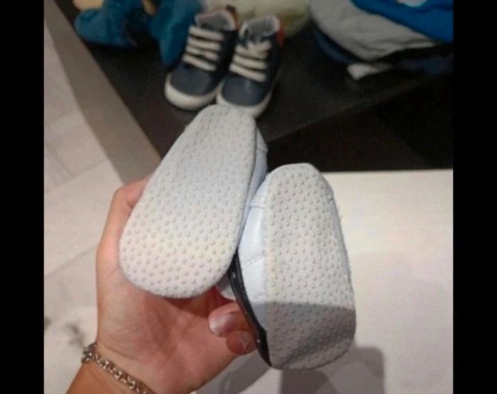 Lot de 2 chaussures bébé - photo numéro 3