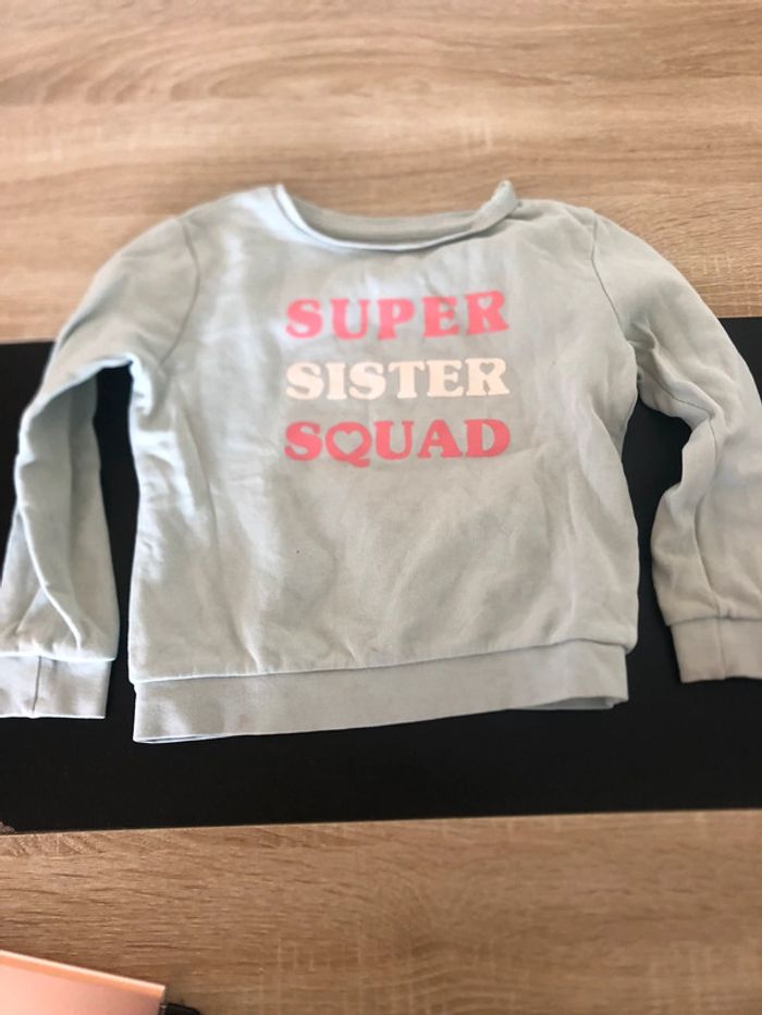 Lots tee-shirts fille 4 ans - photo numéro 2