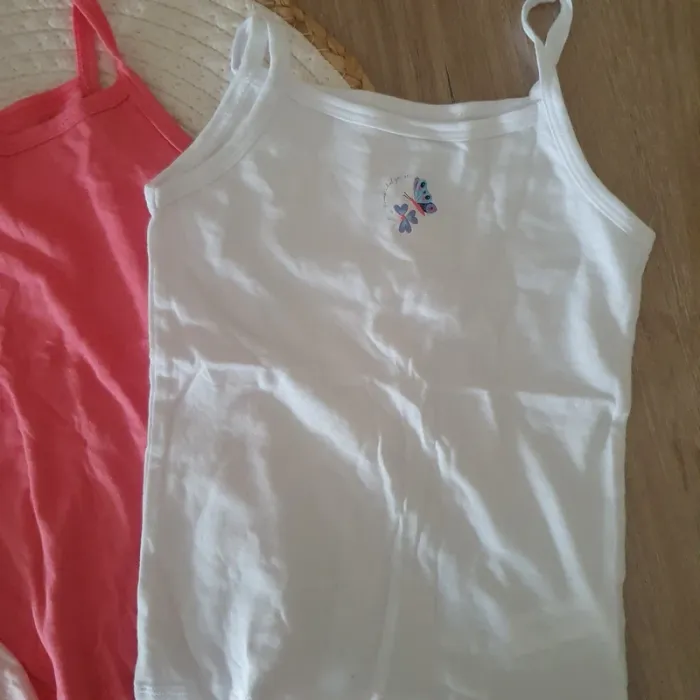 Lot 4 debardeurs - photo numéro 2