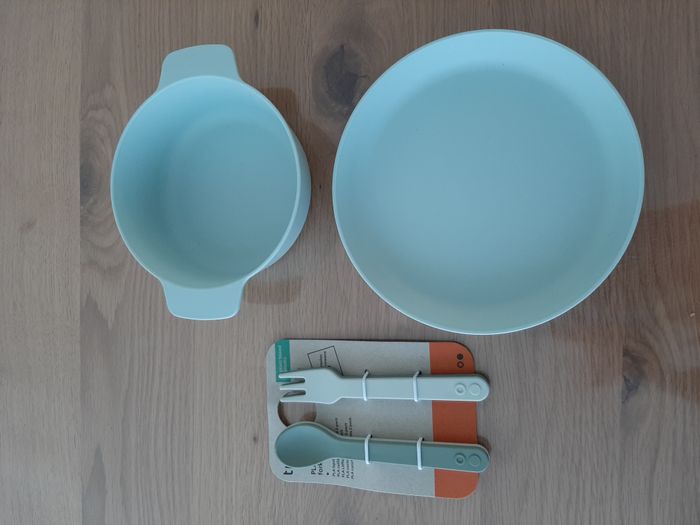 Coffret Vaisselle bébé/enfant "Trixie" (bleu) - Neuf - photo numéro 2