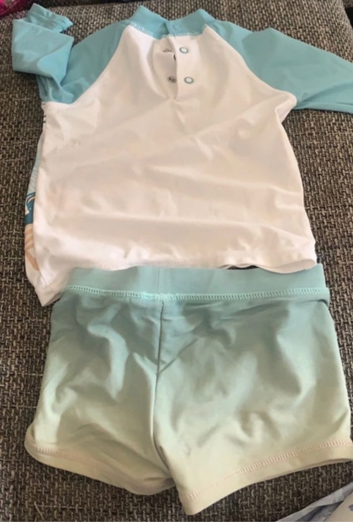 Combinaison de bain Mickey 18 mois - photo numéro 2