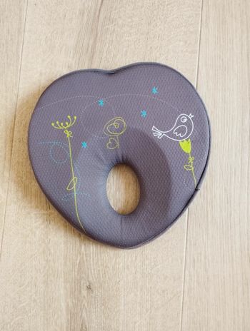 Coussin mémoire de forme anti tête plate marron Babymoov
