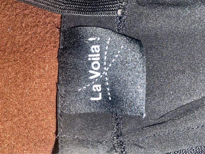 Joli top de la marque la voila - photo numéro 5