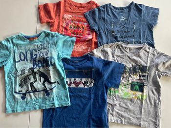 Lot tee shirt 5 ans