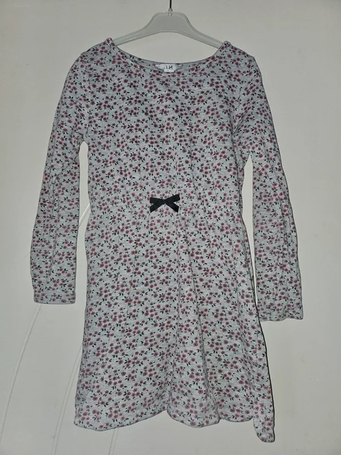 Robe sweat fleurie 8 ans
