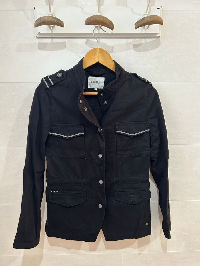 Veste ONLY Noire - Style Militaire & Cintré - photo numéro 1