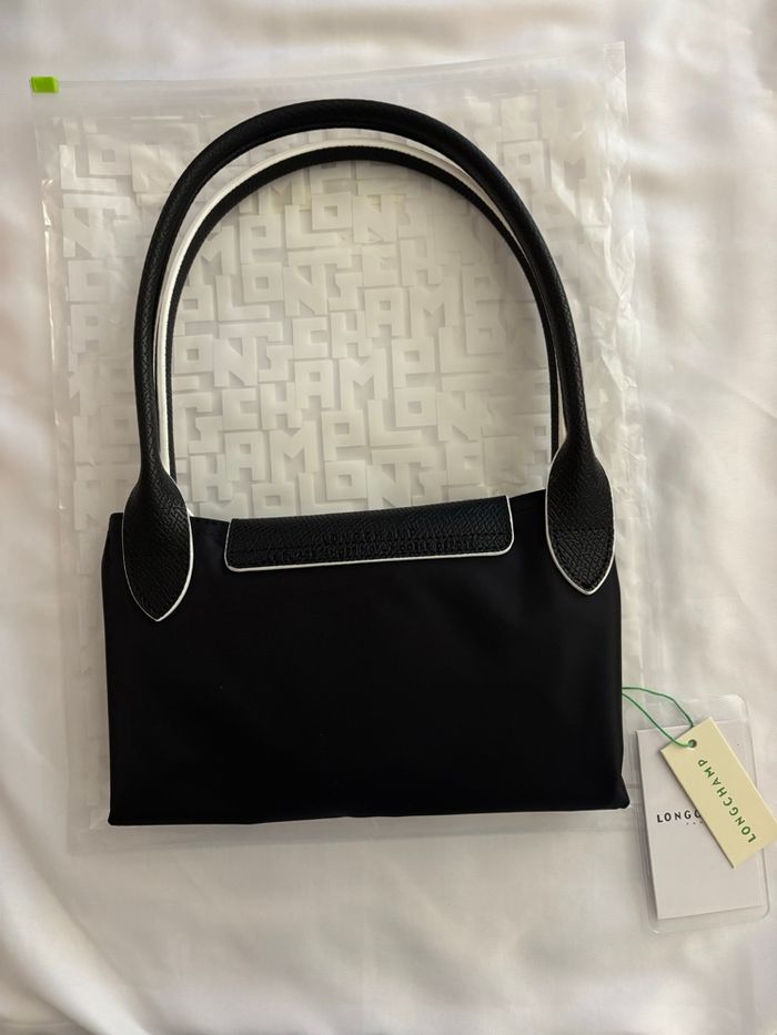 Sac Longchamp couleur noir finition blanche - photo numéro 6