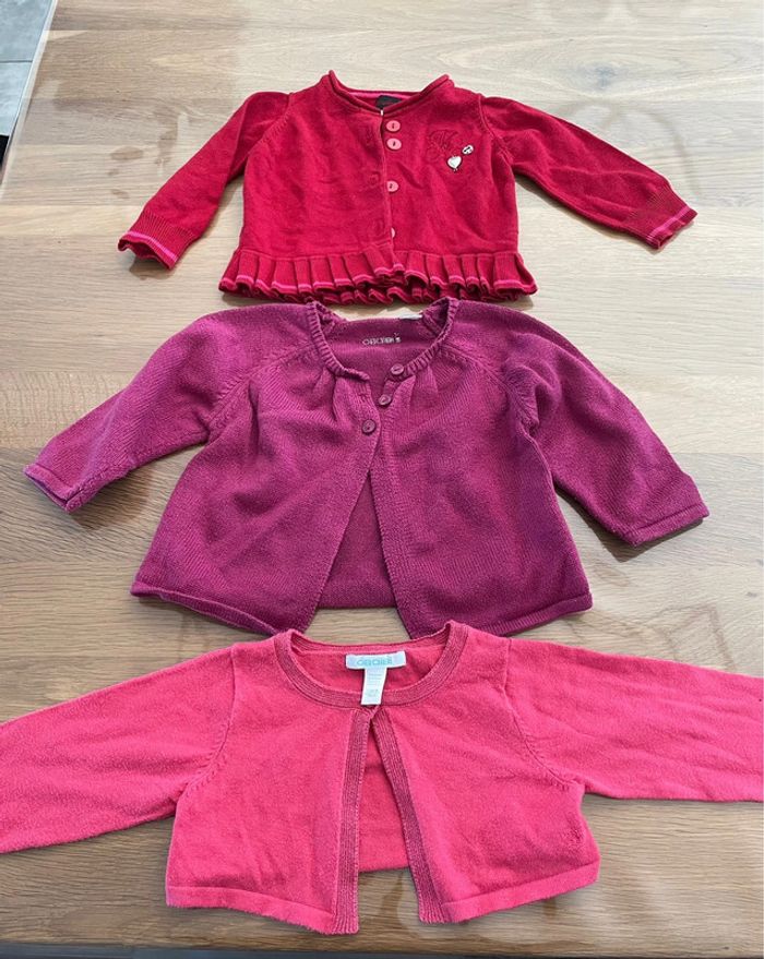 Lot de 3 gilets 12 mois - photo numéro 2