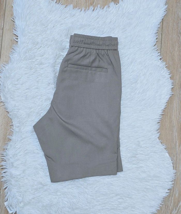 Short Next taille EUR 38 - photo numéro 6