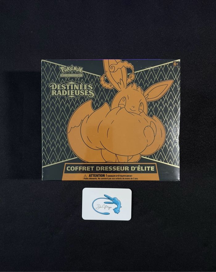 Pokémon ETB Destinées Radieuses EB 4.5 : 220€