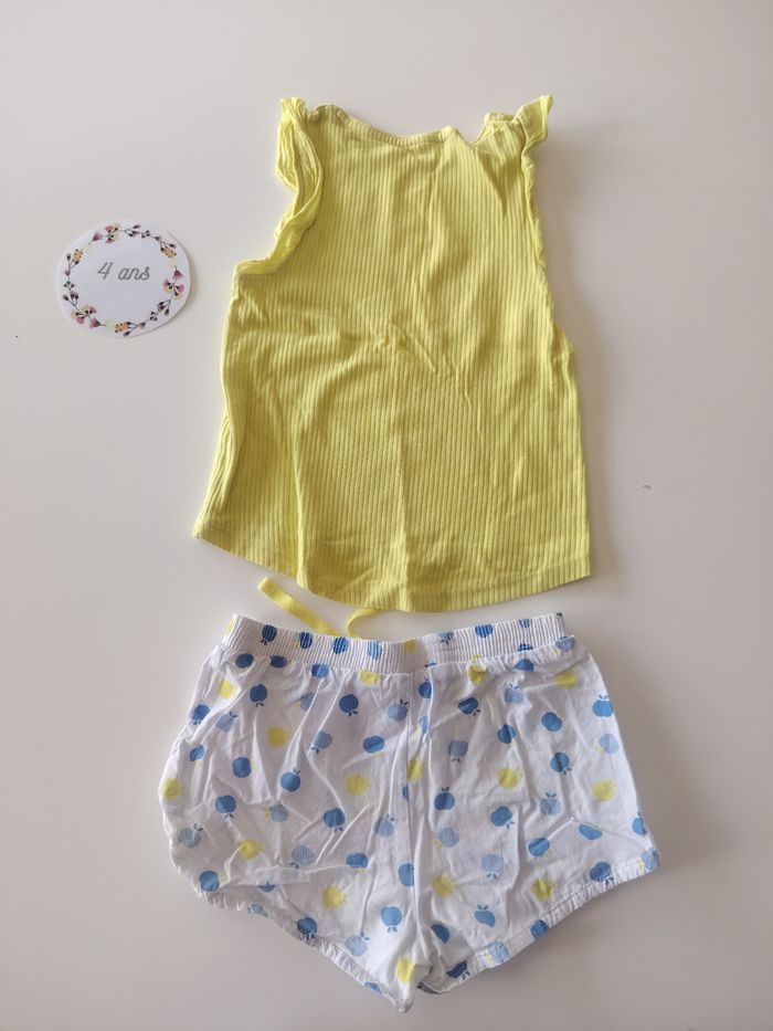 Lot de 2 pyjamas d'été en taille 4 ans de la marque okaidi - photo numéro 7