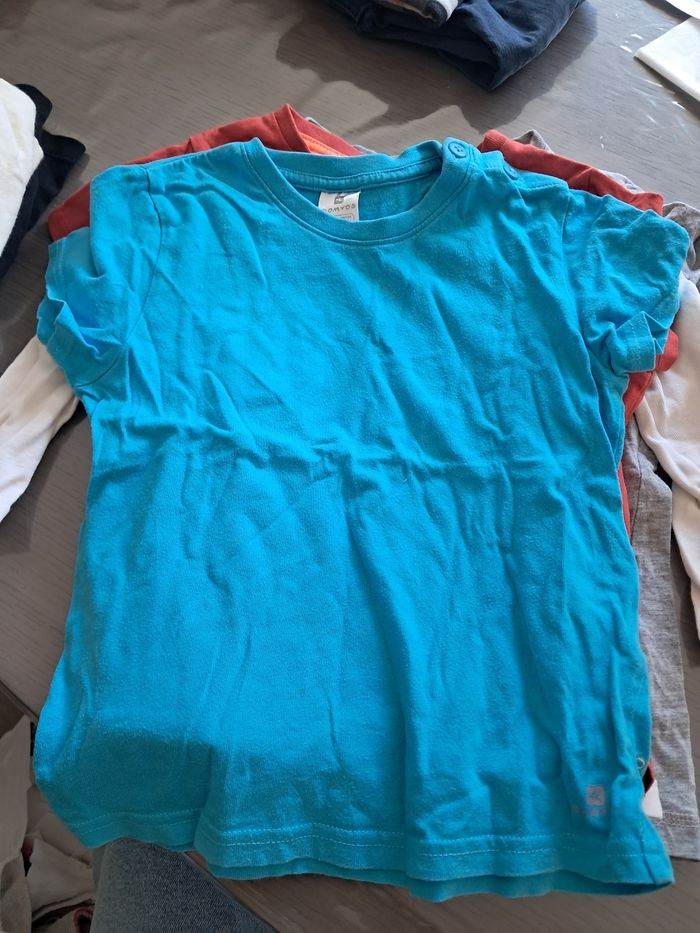 Lot 4 Tee-shirts - photo numéro 5