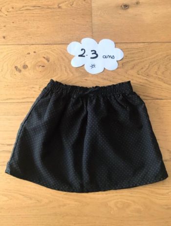 Jupe noire tex 2-3 ans