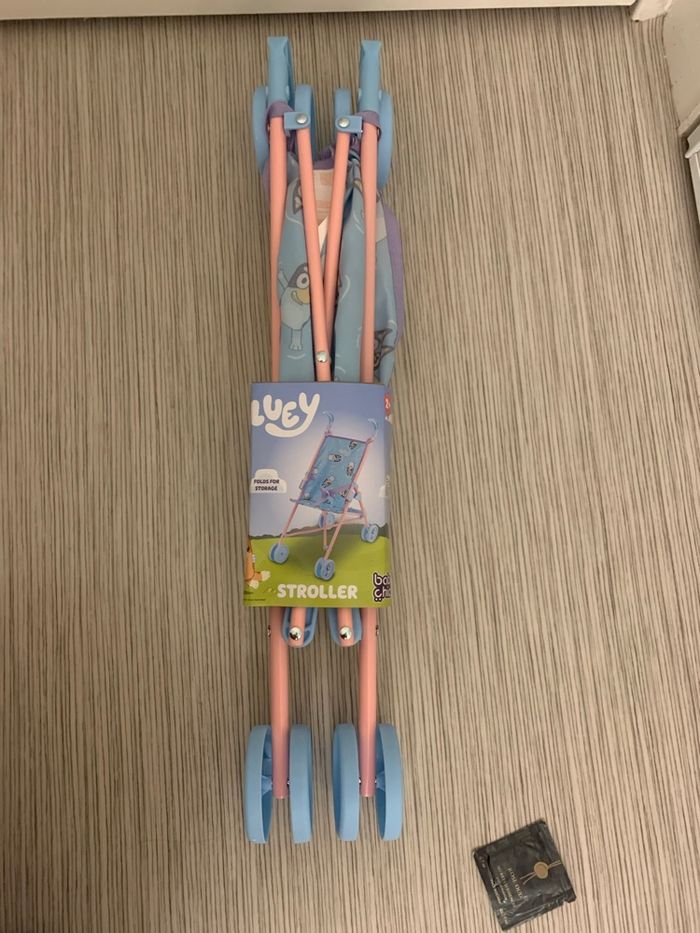 Poussette cane poupon et poupée bluey - photo numéro 2