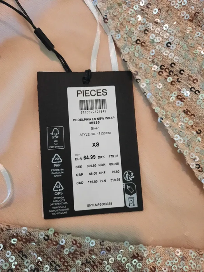 Robe 👗 - photo numéro 4