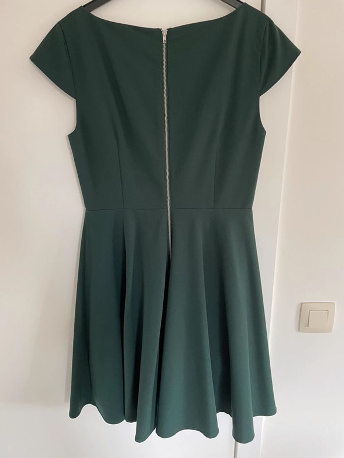 Robe manches courtes « Vila » vert foncé taille M - photo numéro 2