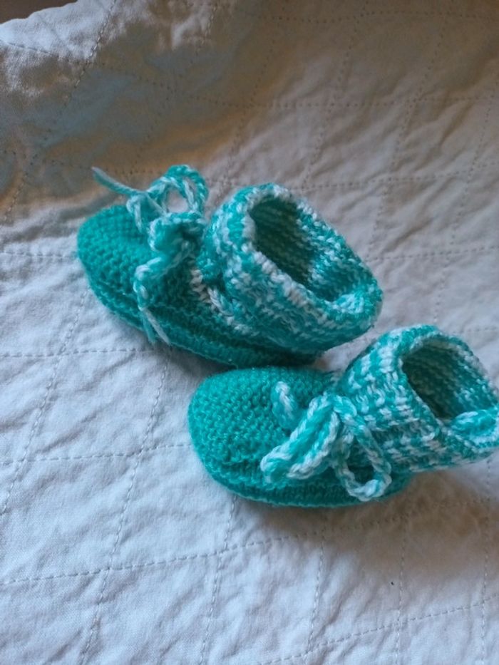 Chaussons brodés - photo numéro 2