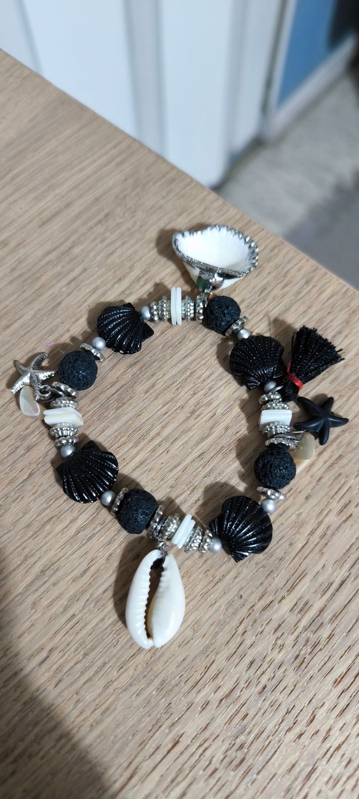 Lot de 3 bracelets à breloques - photo numéro 4