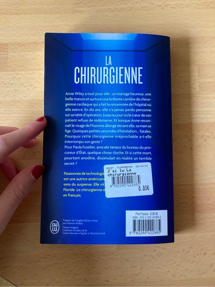 La chirurgienne - photo numéro 2