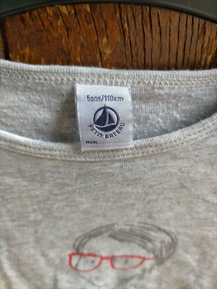 Très joli tee shirt Petit bateau 5 ans - photo numéro 2