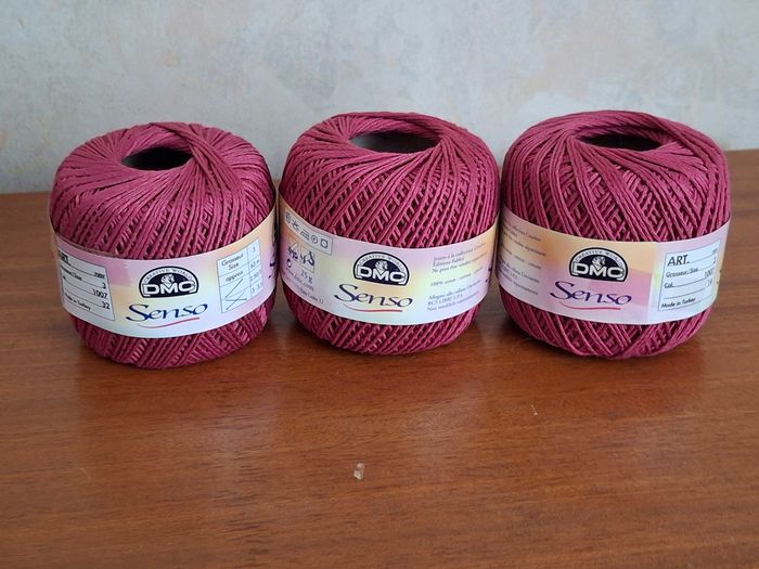3 pelotes de fil pour crochet, fushia foncé - photo numéro 1