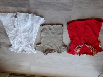 Lot 3 tee shirt fille 12 m