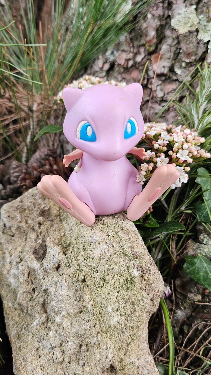 Super grande figurine Pokemon Nintendo mew interactif - photo numéro 2